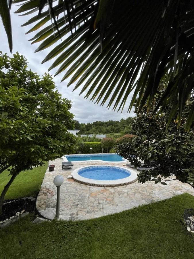 Sunny Apartment With Swimming Pool Stolac Buitenkant foto