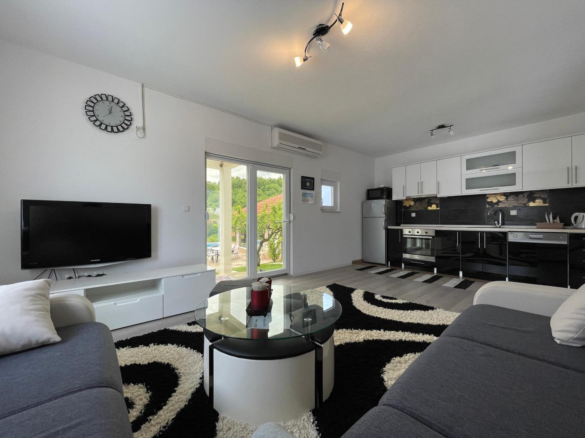 Sunny Apartment With Swimming Pool Stolac Buitenkant foto