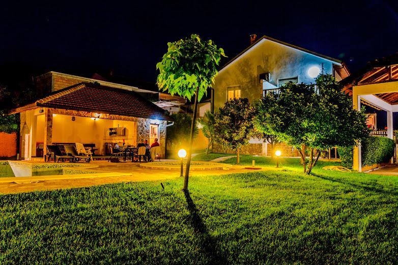 Sunny Apartment With Swimming Pool Stolac Buitenkant foto